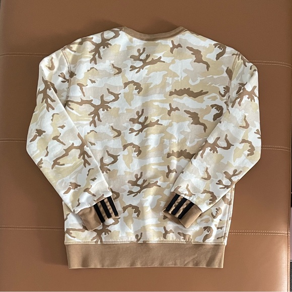 Adidas Originals Youth Crewneck Sweatshirt Beige Camo - Picture 12 of 14
